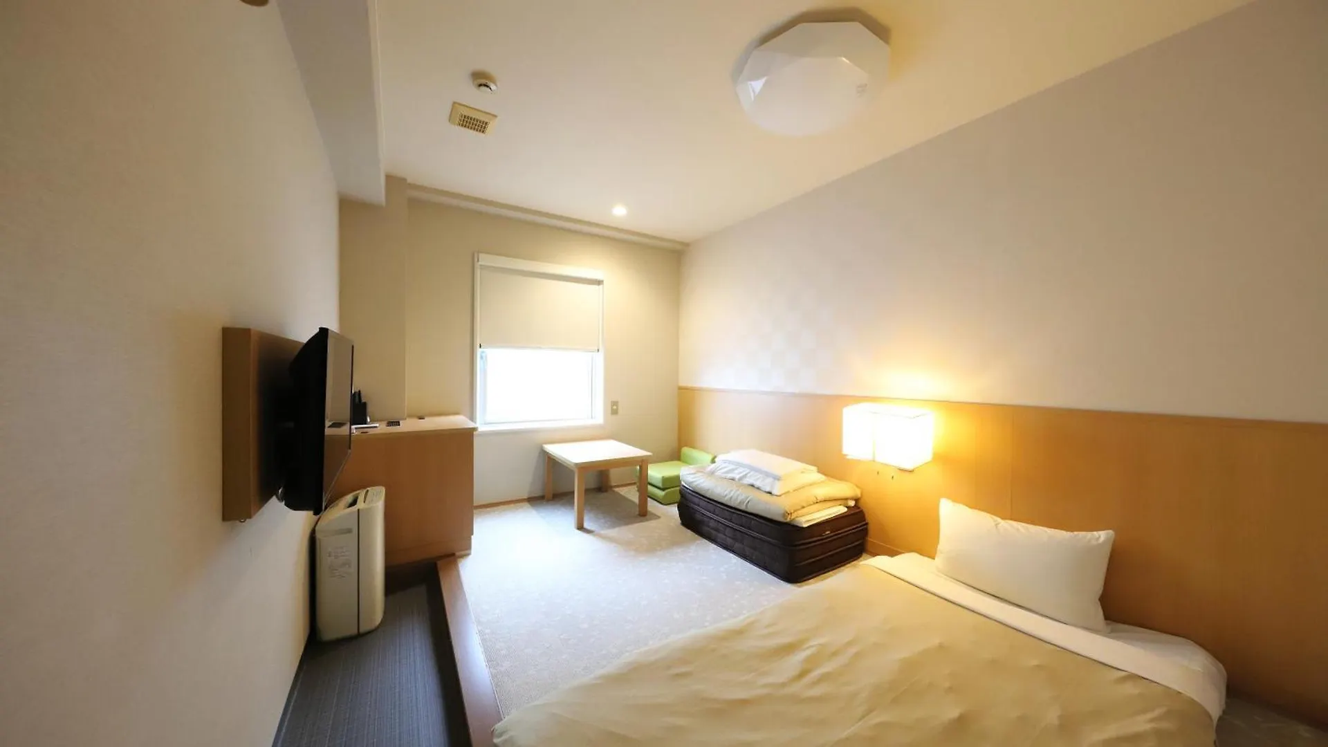 Smile Hotel Kyoto Karasuma Gojo 3*,